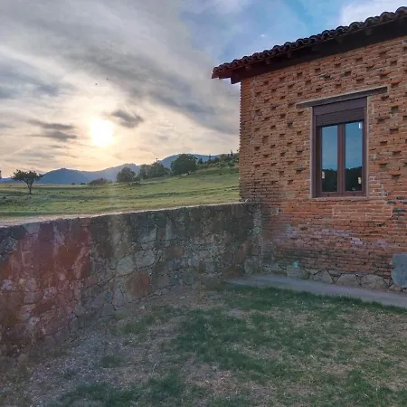 Casa Rural - Complejo El Tejar De Canadas Candeleda